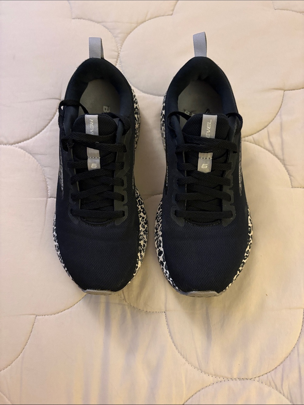 Brooks Black Sneakers with Leopard-Print Midsole - Picture 4 of 5